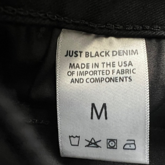 NWT Just Black Denim Black Raw Hem Mini Skirt Size Medium - Picture 6 of 8
